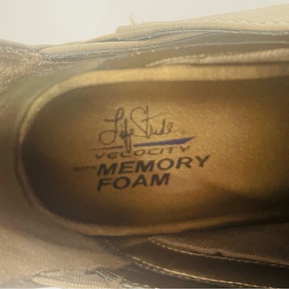 Life Stride Women's Beige Ankle Boots - Picture 5 of 5